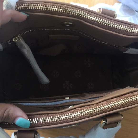 Tory Burch Crossbody Bag - Picture 5 of 7